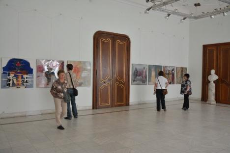 Pătratul de argint: Picturi realizate în cinci ţări au fost expuse la Muzeul Ţării Crişurilor (FOTO)
