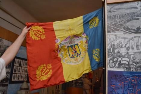 Drapelele uneia dintre cele mai glorioase mari unităţi ale Armatei Române, Divizia 11 Infanterie, aduse la Muzeul Militar Oradea (FOTO)