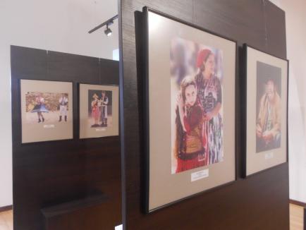 '100 de ani împreună', expoziţie de artă fotografică inaugurată în Cetatea Oradea (FOTO)