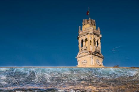 'Oradea, oraşul meu îndrăgit': expoziţie de fotografie în Turnul Primăriei (FOTO)