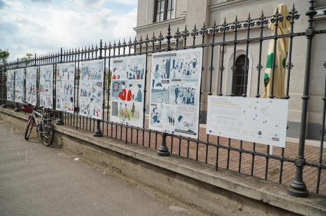 Never forget, never again: Istoria evreilor din Oradea, surprinsă în benzi desenate inspirate de elevi și amplasate pe gardul Sinagogii Sion (FOTO)