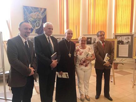 Portretele celor șapte episcopi martiri greco-catolici, prezentate Papei Francisc la Blaj, au fost aduse la Oradea (FOTO)