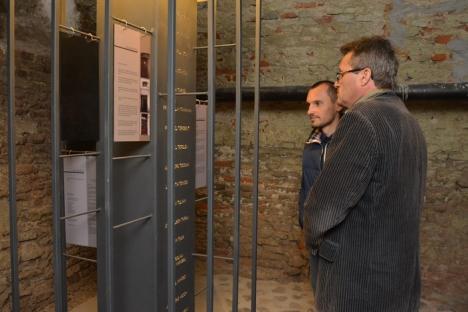 În Cetatea Oradea a fost deschisă expoziţia „Rezistenţă şi represiune în Bihor”, în memoria victimelor comunismului (FOTO)