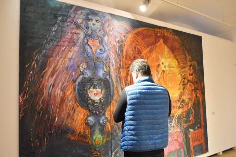 Urletul mut al Vioarei Bara: Artista prezintă, la Oradea, picturile reunite în expoziția „Între bestie și supraom – Un abis” (FOTO)