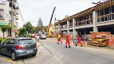 Primăria expropriază un ABC şi un teren pentru lărgirea drumului de acces la noua clădire UPU (FOTO / VIDEO)