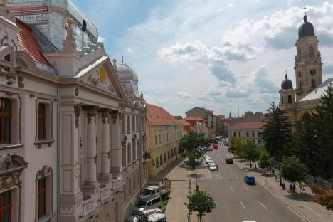 Imagini spectaculoase de pe șantierul pentru reabilitarea clădirii fostei Policlinici Mari din Oradea (FOTO)