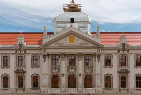 Imagini spectaculoase de pe șantierul pentru reabilitarea clădirii fostei Policlinici Mari din Oradea (FOTO)