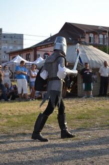 Cavalerii s-au bătut în săbii şi topoare în Şanţul Cetăţii (FOTO)