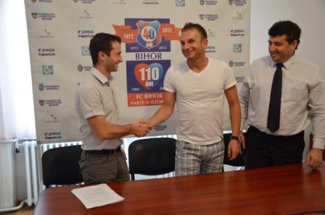 Lovitură de imagine la FC Bihor: Florin Lazăr a semnat pentru doi ani, Mădălin Smaranda şi Răzvan Lupu pentru un an