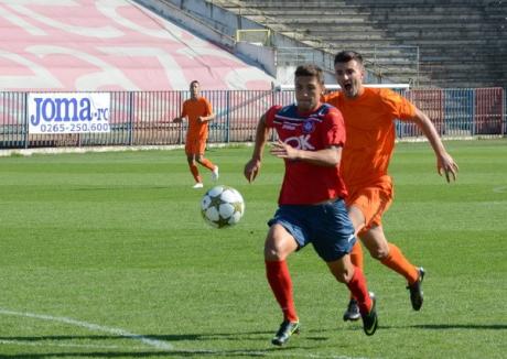 Niculescu a debutat "acasă" cu victorie: FC Bihor a bătut Luceafărul cu 2-1 (FOTO)