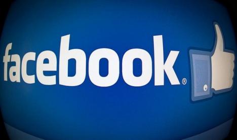 Facebook, dată în judecată pentru că încalcă intimitatea utilizatorilor
