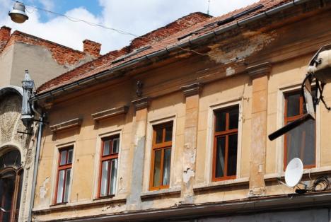 Municipalitatea pregăteşte reabilitarea faţadelor clădirilor de pe strada Vasile Alecsandri (FOTO)
