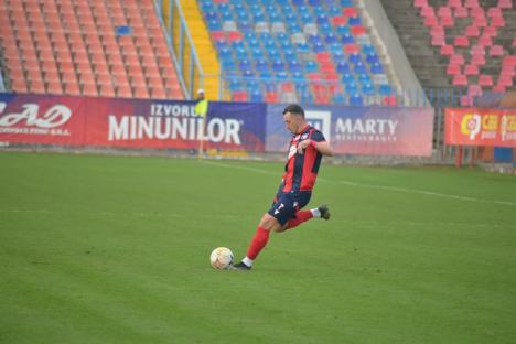 FC Bihor a suferit un eşec drastic în duelul de acasă cu Concordia Chiajna. Suporterii cer demisia antrenorului (FOTO)