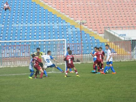 Zi nefastă pentru micii fotbaliști de la FC Bihor: Juniorii E au pierdut finala turneului în penultimul minut, iar juniorii C au cedat surprinzător la Cluj (FOTO)
