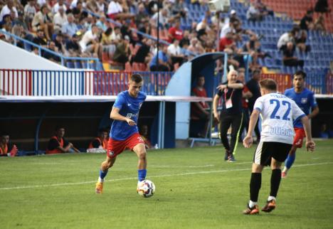 FC Bihor a câştigat cu 3-1 jocul cu Avântul Periam şi s-a desprins în fruntea clasamentului (FOTO)
