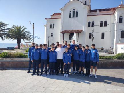Tinerii jucători de la FC Bihor au câştigat grupa din care au făcut parte la prestigiosul turneu internaţional 'Elite Neon Cup' de la Atena (FOTO)