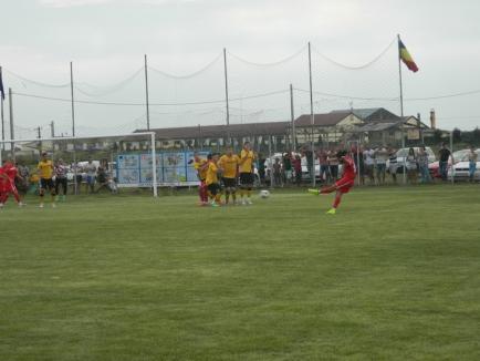 FC Bihor a cedat cu 1-2 la Alparea şi a părăsit Cupa României (FOTO)