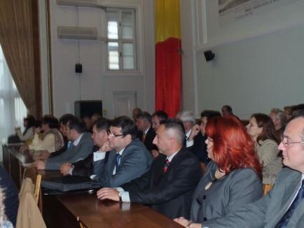 Istorici reuniţi la Oradea pentru a celebra cei 900 de ani de atestare documentară a oraşului (FOTO)