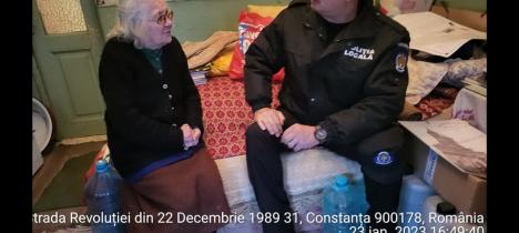 O femeie de 83 de ani a sunat la 112 spunând că moare de singurătate şi de frig (FOTO)