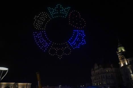 Poveste pe cerul Oradiei, la FestiFall: 300 de drone au desenat monumente şi simboluri ale oraşului (FOTO/VIDEO)
