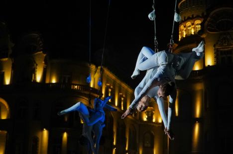 „Bună seara, iubite! Te aștept la Oradea...”. Festivalul orașului a debutat cu un show Loredana și un spectacol uluitor de balet la înălțime (FOTO/VIDEO)