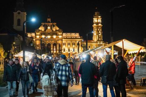 ”Oradea, orașul oamenilor”. Un spectacol cu drone a luminat cerul, în a doua seară de FestiFall (FOTO/VIDEO)