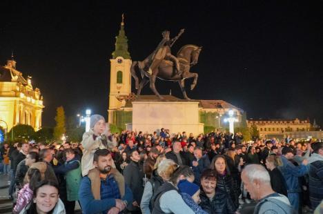 ”Oradea, orașul oamenilor”. Un spectacol cu drone a luminat cerul, în a doua seară de FestiFall (FOTO/VIDEO)