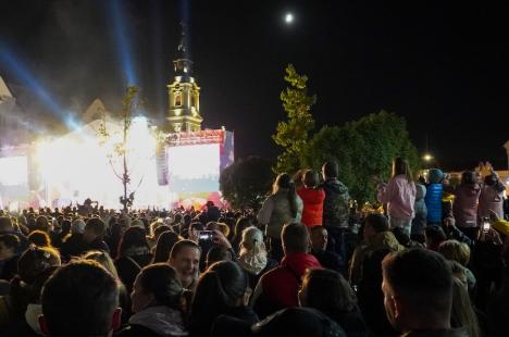 ”Oradea, orașul oamenilor”. Un spectacol cu drone a luminat cerul, în a doua seară de FestiFall (FOTO/VIDEO)