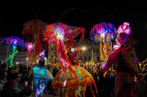 ”Oradea, orașul oamenilor”. Un spectacol cu drone a luminat cerul, în a doua seară de FestiFall (FOTO/VIDEO)