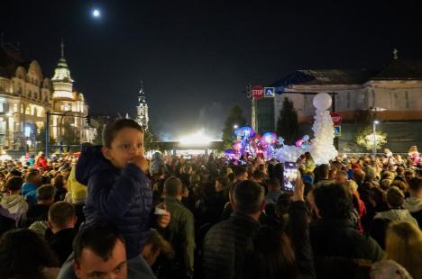 ”Oradea, orașul oamenilor”. Un spectacol cu drone a luminat cerul, în a doua seară de FestiFall (FOTO/VIDEO)