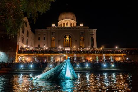 ”Oradea, orașul oamenilor”. Un spectacol cu drone a luminat cerul, în a doua seară de FestiFall (FOTO/VIDEO)