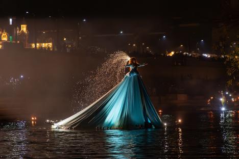 ”Oradea, orașul oamenilor”. Un spectacol cu drone a luminat cerul, în a doua seară de FestiFall (FOTO/VIDEO)