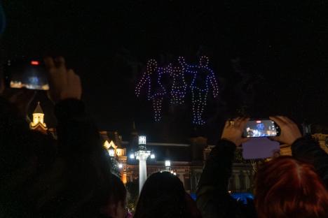 ”Oradea, orașul oamenilor”. Un spectacol cu drone a luminat cerul, în a doua seară de FestiFall (FOTO/VIDEO)