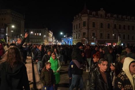 ”Oradea, orașul oamenilor”. Un spectacol cu drone a luminat cerul, în a doua seară de FestiFall (FOTO/VIDEO)