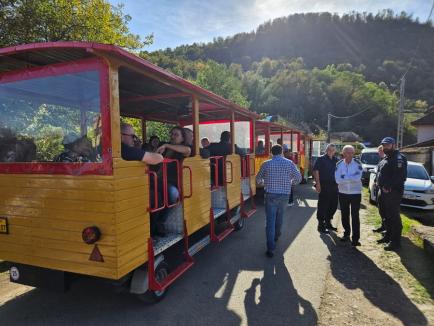 La plăcinte, înainte! Bihorenii au degustat bucate tradiționale la Festivalul Plăcintelor de la Briheni (FOTO)