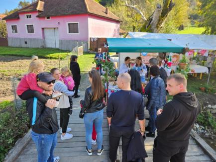 La plăcinte, înainte! Bihorenii au degustat bucate tradiționale la Festivalul Plăcintelor de la Briheni (FOTO)