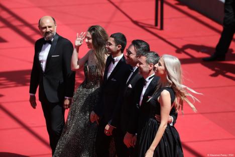 Succes românesc la Cannes: Filmul „Trei kilometri până la capătul lumii” a câștigat un premiu special (FOTO/VIDEO)