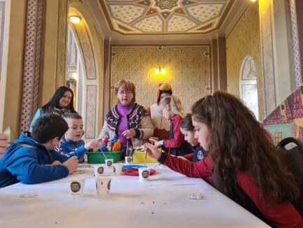 „Caravana cu jocuri” în Oradea: Festival gratuit pentru copii, adolescenți și părinți la Sinagoga Sion (FOTO)