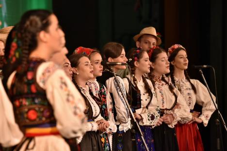 Veta Biriș, Andreea Voica, Florica Bradu și Florica Zaha au cântat la Oradea, pe scena Festivalului „Florica Ungur” (FOTO)