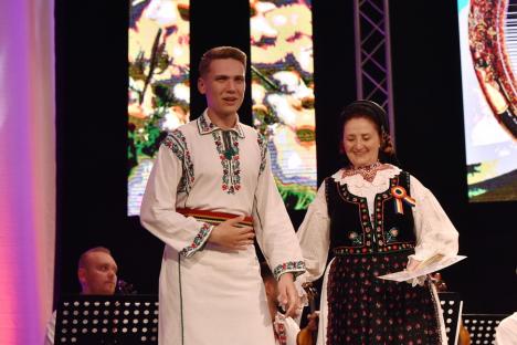 Veta Biriș, Andreea Voica, Florica Bradu și Florica Zaha au cântat la Oradea, pe scena Festivalului „Florica Ungur” (FOTO)