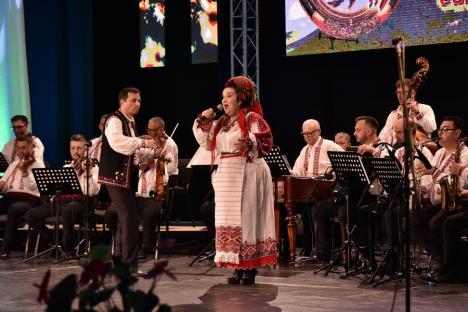 Veta Biriș, Andreea Voica, Florica Bradu și Florica Zaha au cântat la Oradea, pe scena Festivalului „Florica Ungur” (FOTO)