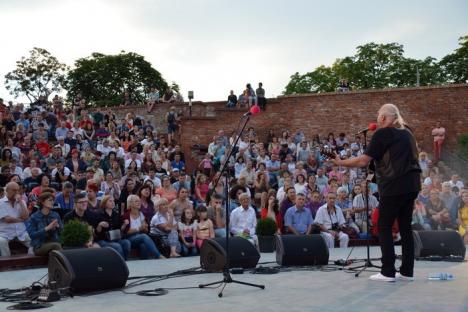 O nouă încurcătură la Cetate: Festivalul de Folk, mutat din amfiteatru din cauza unui... party