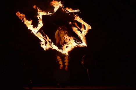 FOTO: Festivalul Medieval a umplut Cetatea Oradea: concert Subcarpați, întreceri între cavaleri și demonstrații cu foc, printre atracții