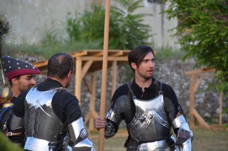 Festivalul Medieval din Cetatea Oradea: Aplauze îndelungate la turnir şi alte lupte medievale, dar şi pentru 'cavalerul' Alifantis (FOTO / VIDEO)