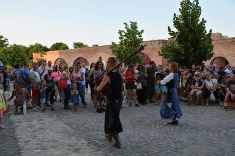 Festivalul Medieval din Cetatea Oradea: Aplauze îndelungate la turnir şi alte lupte medievale, dar şi pentru 'cavalerul' Alifantis (FOTO / VIDEO)