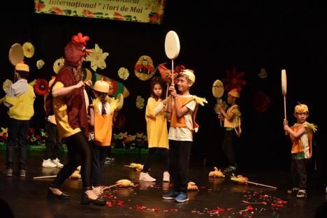 Festivalul „Flori de mai' la Oradea: Sute de copii cu nevoi speciale au strălucit pe scena sălii Arcadia (FOTO)