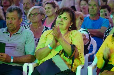 Mircea Baniciu şi-a încântat fanii la Festivalul de Folk din Băile Felix (FOTO/VIDEO)
