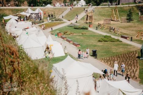 Ediția de anul acesta a Festivalului Medieval al Cetății a adunat 38.000 de participanți (FOTO)