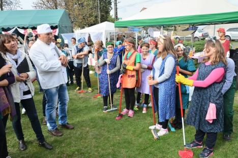 Concursuri, mâncare bună şi hohote de râs la Festivalul Verzei din Borş (FOTO / VIDEO)