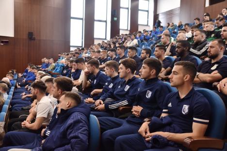 La Oradea a început Campionatul Naţional Universitar de Fotbal (FOTO)